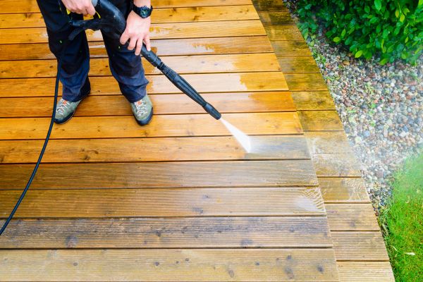 Deck Power Washing in Mount Juliet
