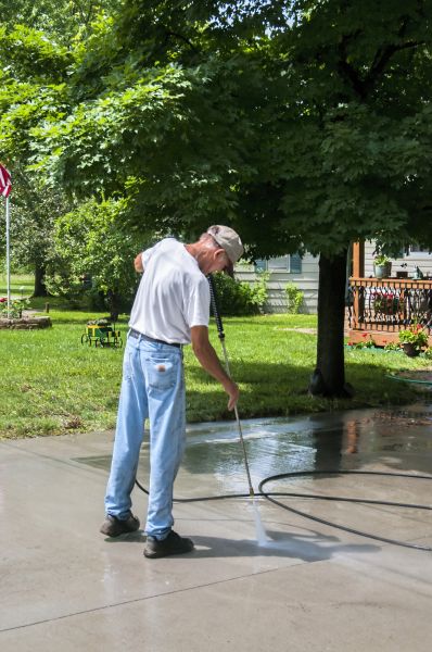 Driveway Concrete Cleaning in Mount Juliet