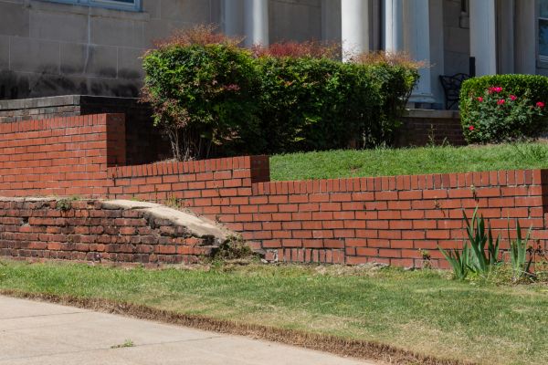 Retaining Wall Cleaning in Mount Juliet