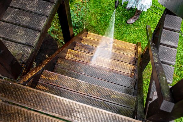 Wood Power Washing in Mount Juliet